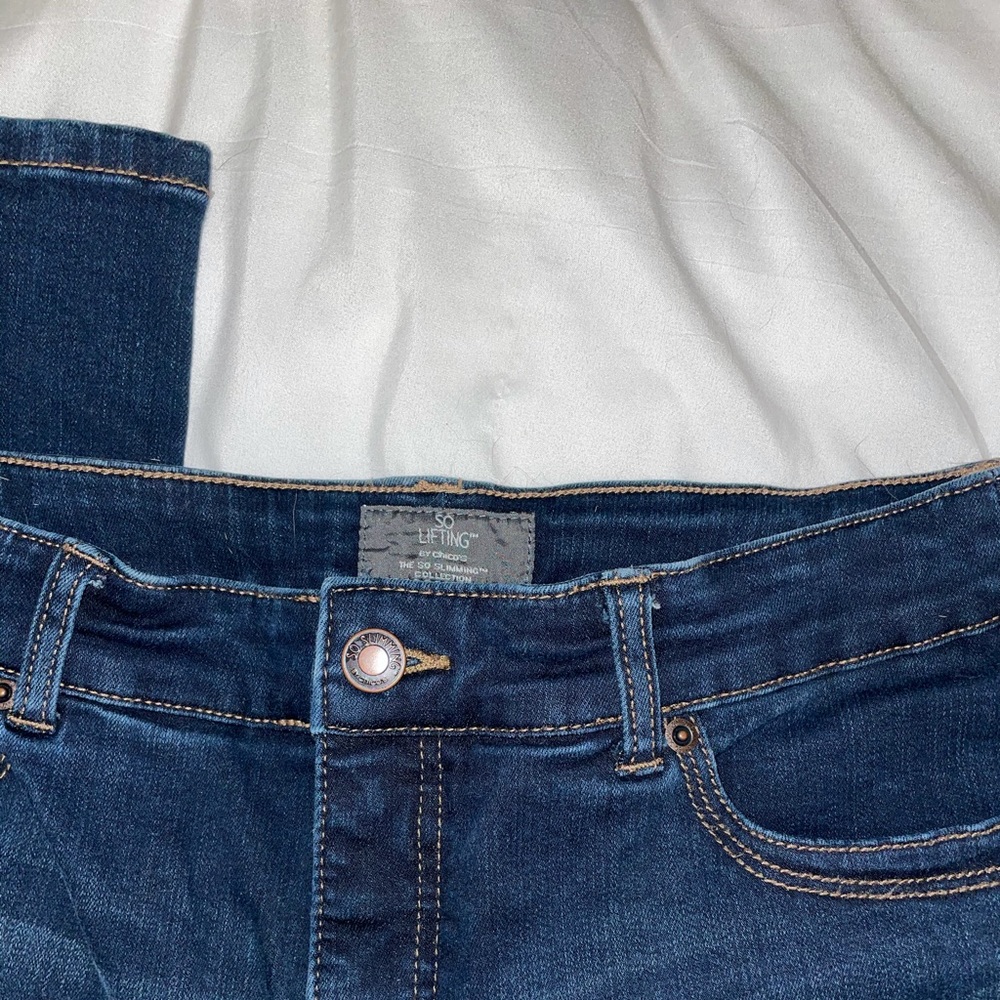 CHICO’S SO LIFTING